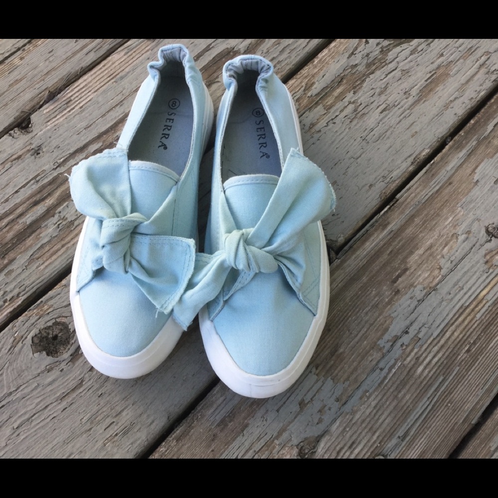 Very cute slip-ons